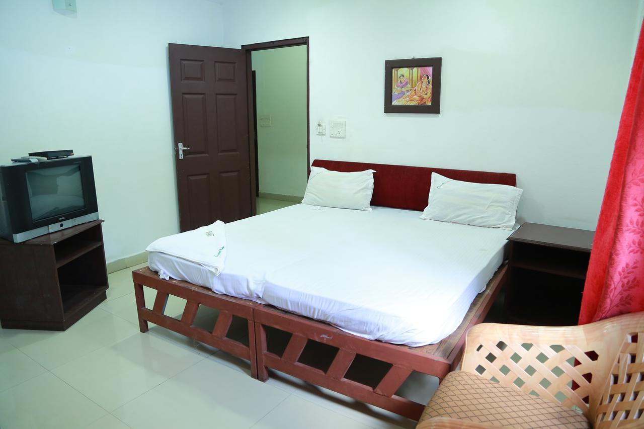 Swades Residency Hotel Cheruvalli Exterior foto